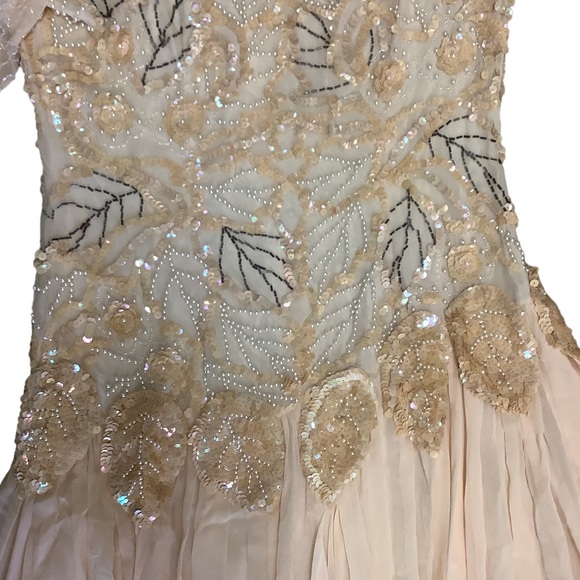 OLEG CASSINI Vintage Beaded 100% Silk Fancy Long Sleeve Wedding Dress-Size 6 - Picture 7 of 16